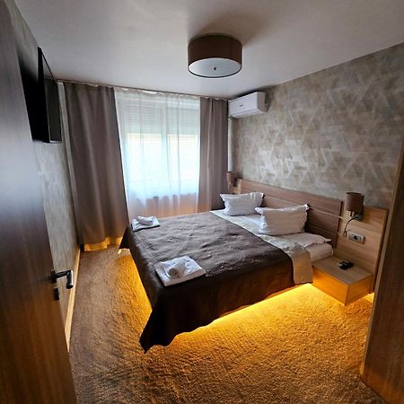 Cazare Apartamente Iris Băile Felix Dış mekan fotoğraf